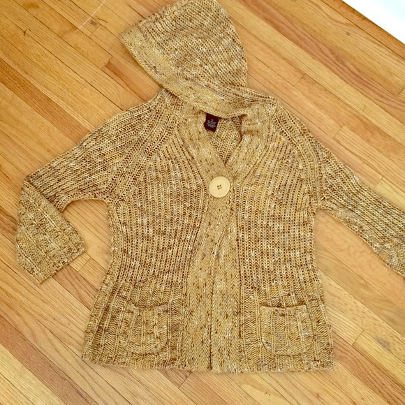 BCBG MaxAzria chunky cardigan, 3/4 bell sleeves - Picture 4 of 8